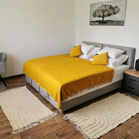 Camelie Villa Barban