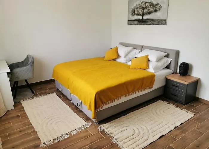 Camelie Villa Barban